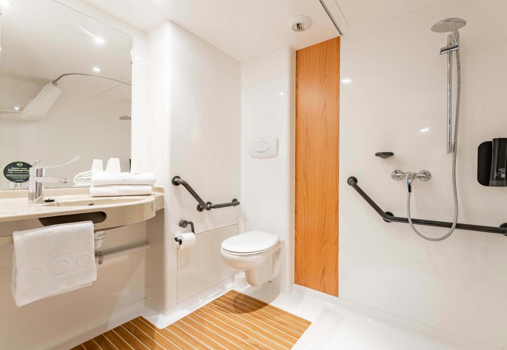 B&B Hotel Maubeuge-Louvroil Εξωτερικό φωτογραφία