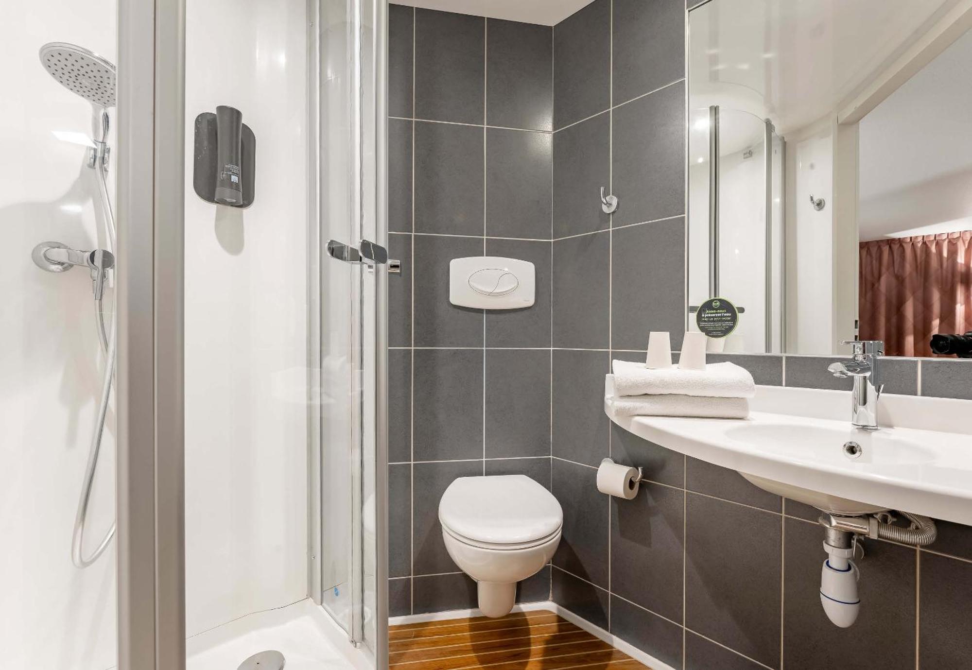 B&B Hotel Maubeuge-Louvroil Εξωτερικό φωτογραφία